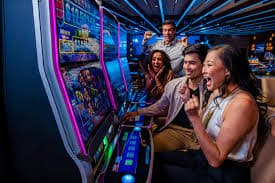 Filipino player browsing slot games on mobile at free 100